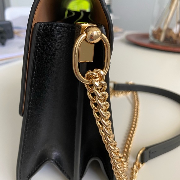 Tory Burch Parker convertible shoulder bag - Picture 6 of 9